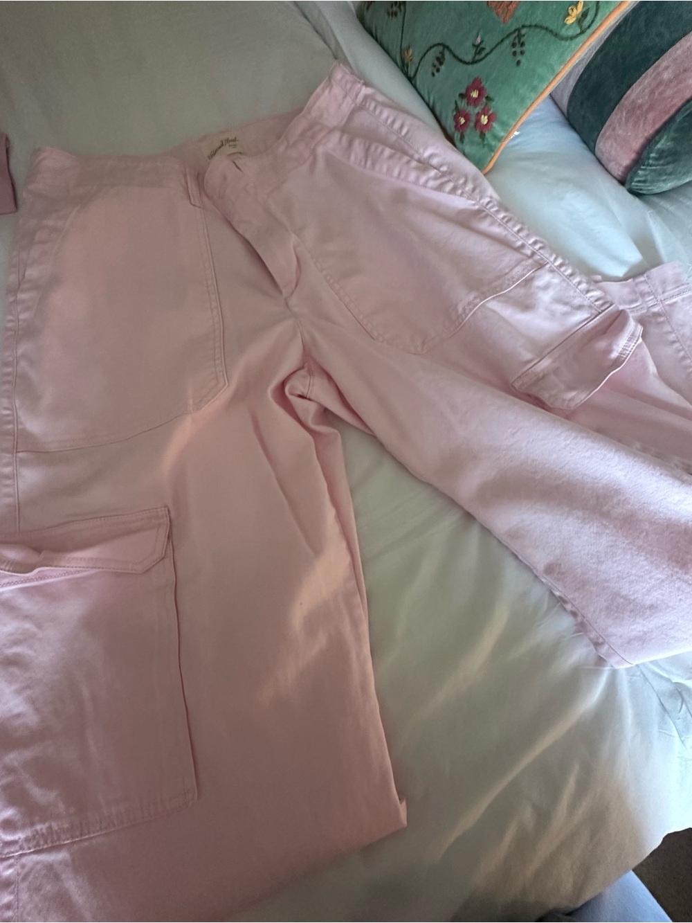 Universal Thread Light Pink Cargo Flare Pants
